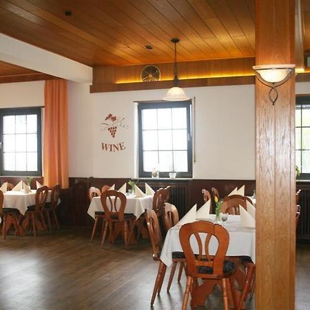 Hotelrestaurant Bauer Sandhausen Bagian luar foto